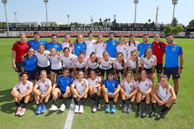 Campa A De Abonos Del Valencia Cf Femenino Temporada