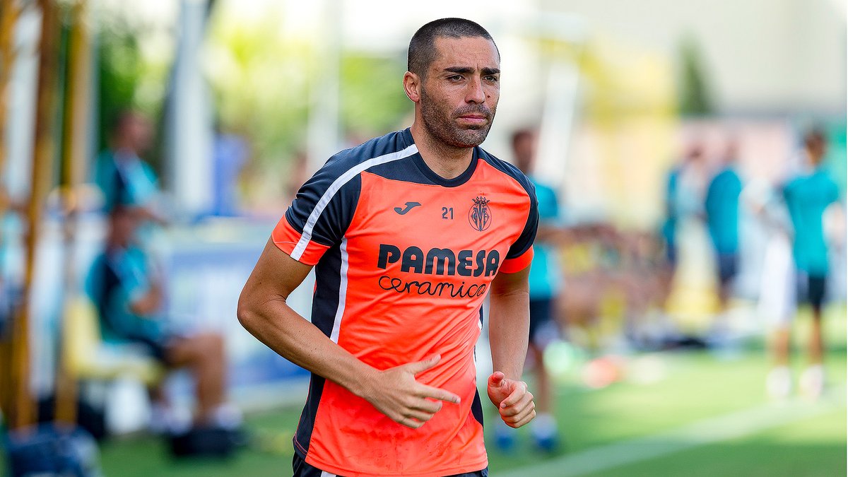 Bruno Soriano, en un entrenamiento con el Villarreal.