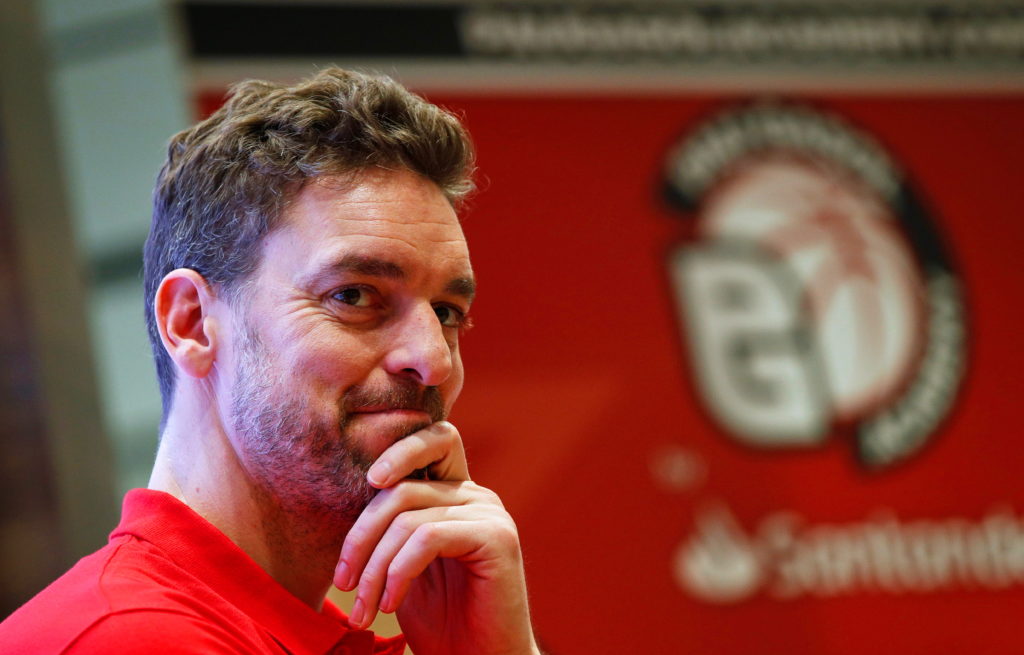 Pau Gasol y su último baile en los Lakers con Marc: el 'like' que