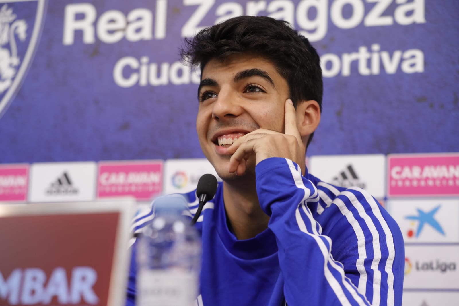 Quique Clemente en la rueda de prensa tras su debut (Foto: Dani Marzo).