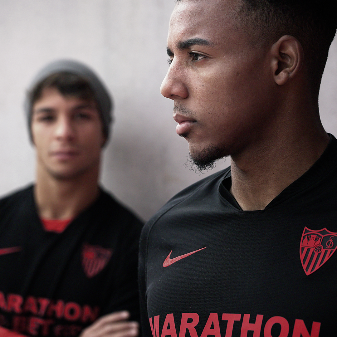 Nueva camiseta negra del FC: Intrahistoria con Nike