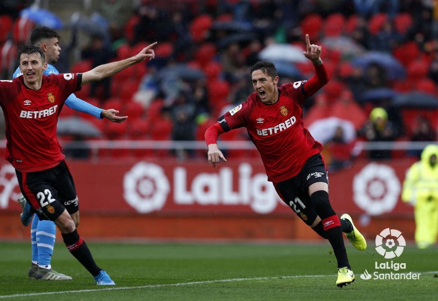 Raíllo, celebrando su gol ante el Valencia (Foto: LaLiga).