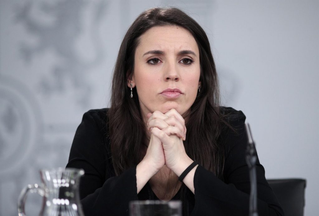 Irene Montero, durante una rueda de prensa.