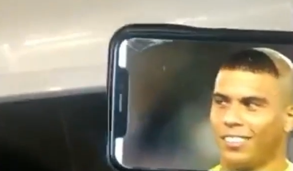 Niño le pide a su papá el corte de Ronaldo pero no especificó cuál