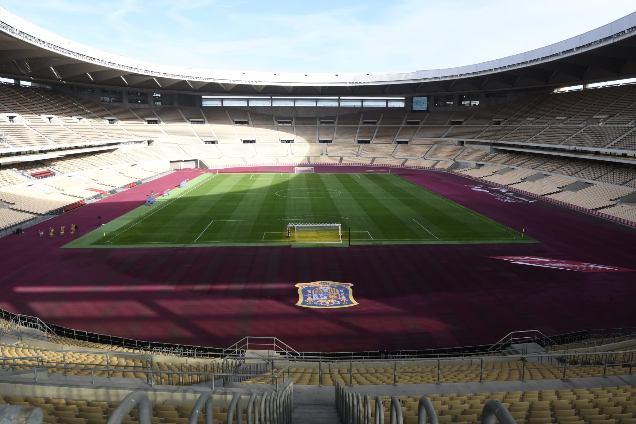 El Estadio de La Cartuja, preparado para acoger el España-Alemania (Foto: Kiko Hurtado).