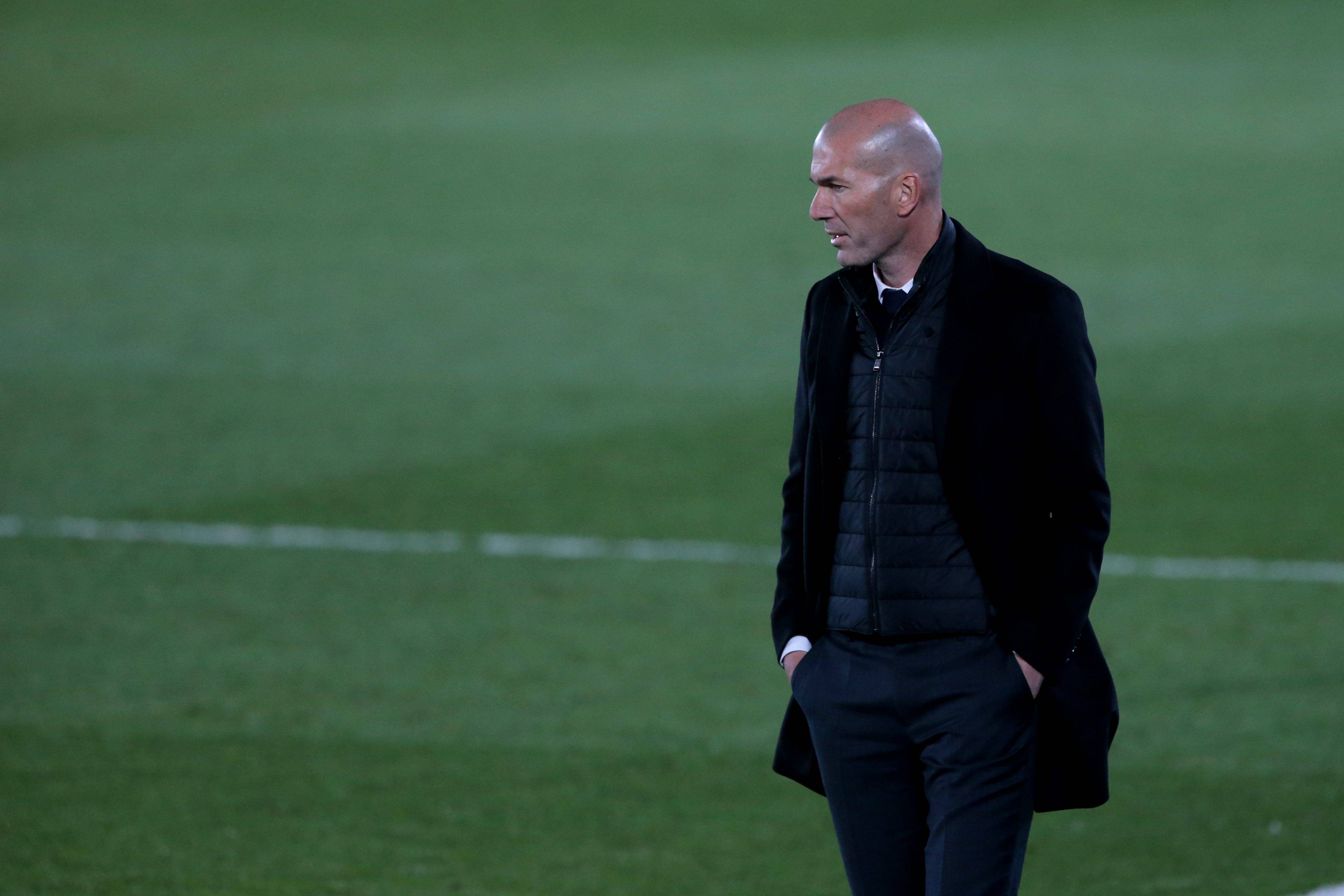 Zidane, en un partido del Real Madrid (Foto: Cordon Press).