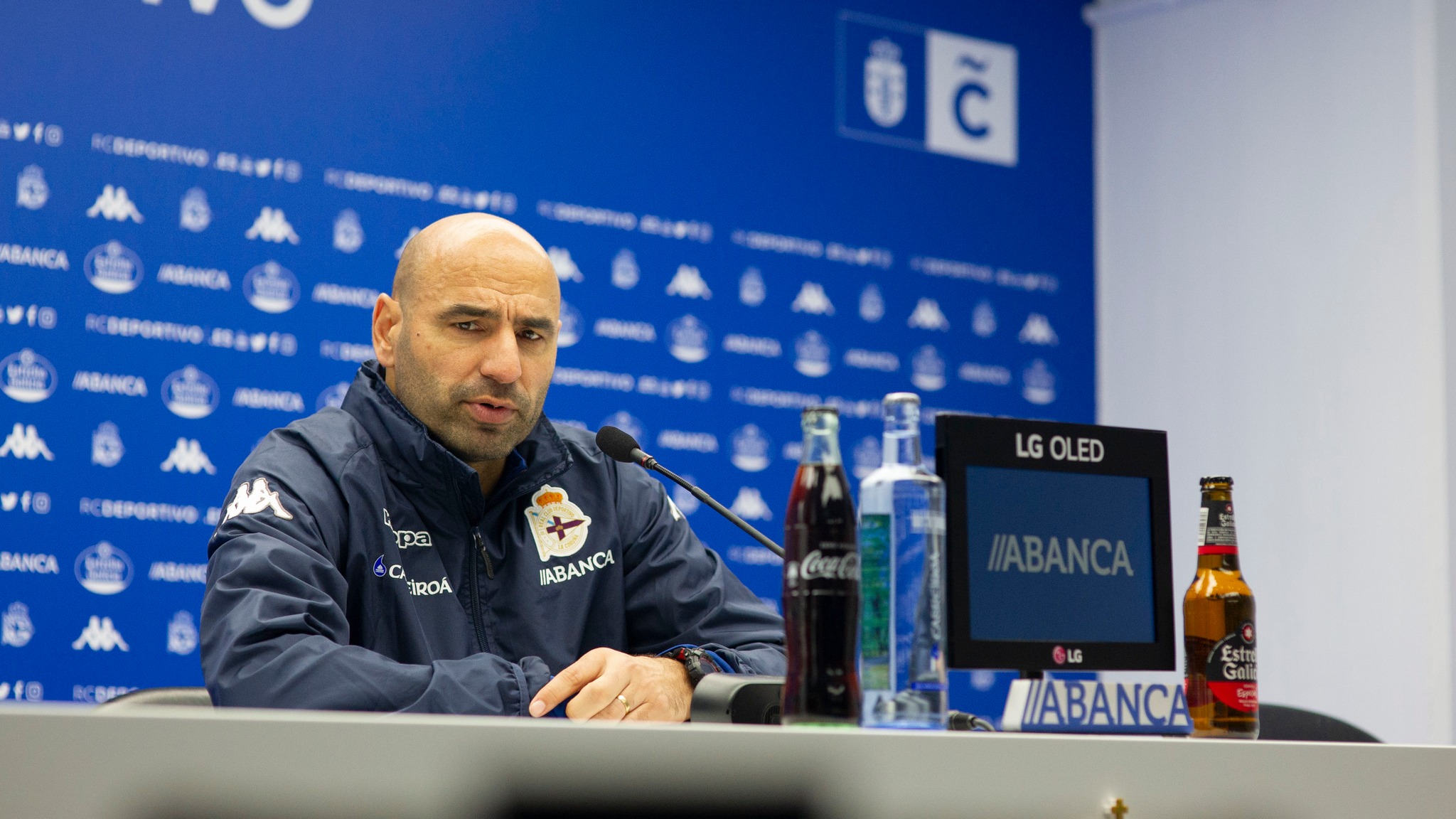 Manuel Pablo en la sala de prensa de Riazor (Foto: RCD).