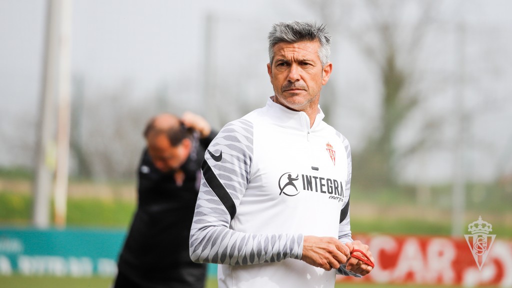 Martí, durante un entrenamiento del Sporting (Foto: RSG).