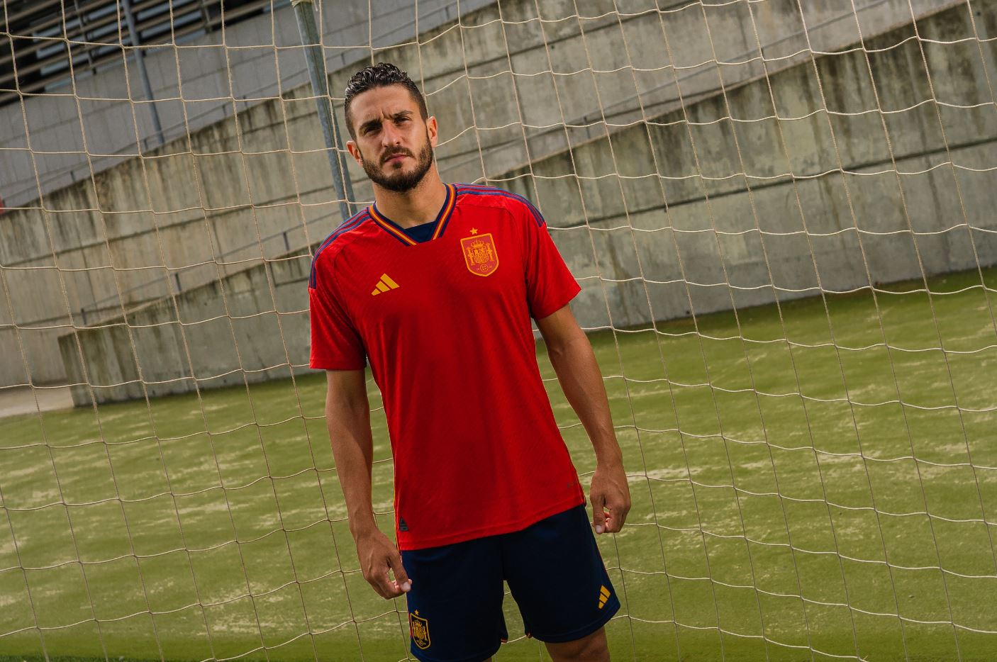 España presenta oficialmente sus camisetas Mundial de