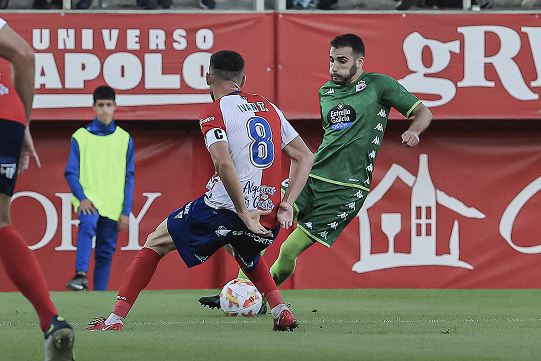 Antoñito en acción en el Algeciras-Deportivo (Foto: RCD)