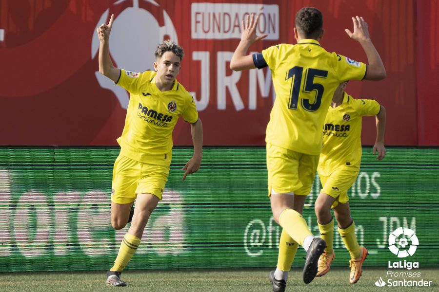 Los jugadores del Villarreal, durante LaLiga Promises (Foto: LaLiga).