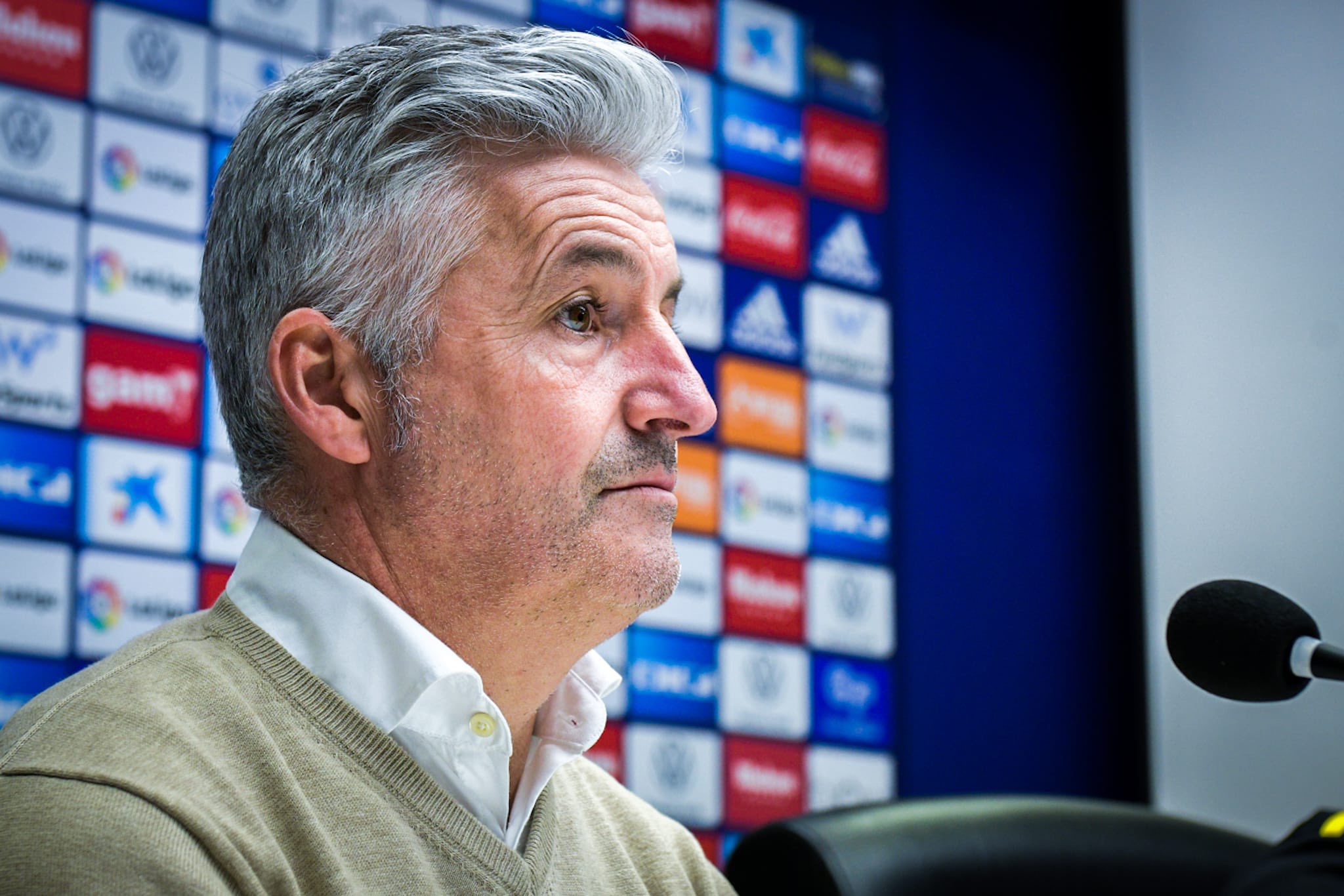 Roberto Suárez, durante la presentación de Camarasa (Foto: ROV).