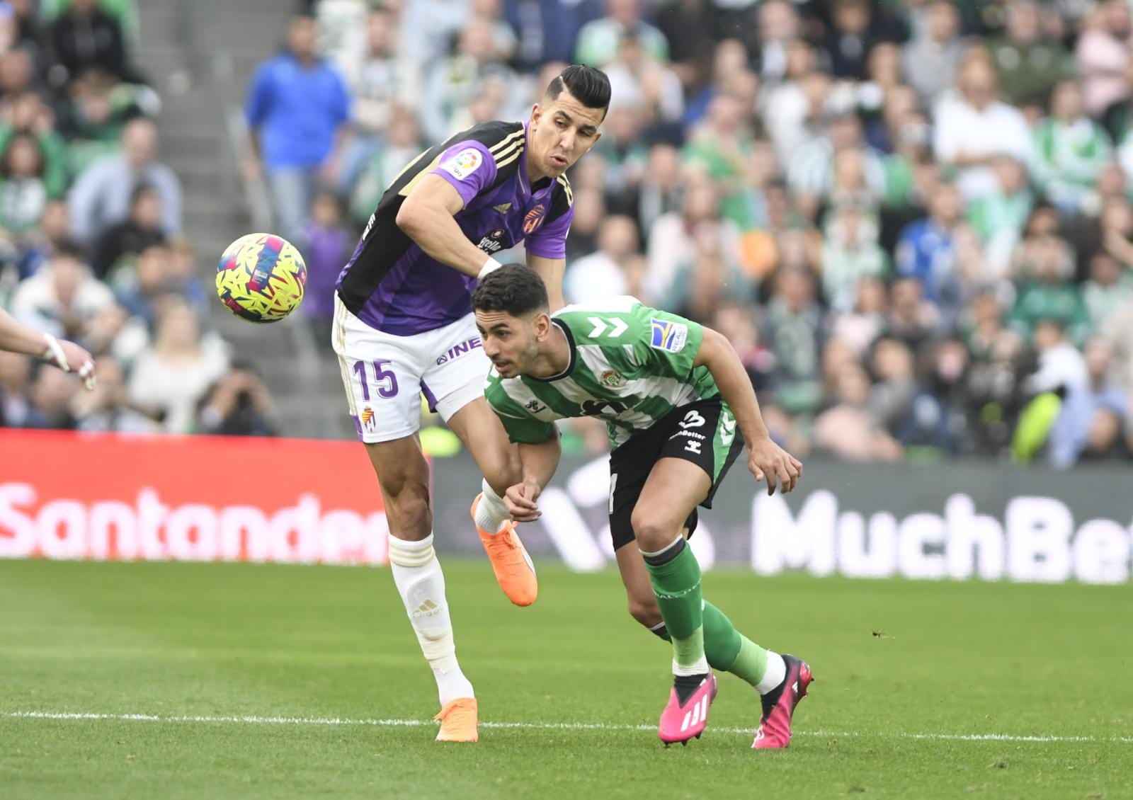 Yawad El Yamiq, en el Betis - Valladolid (Foto: Kiko Hurtado).