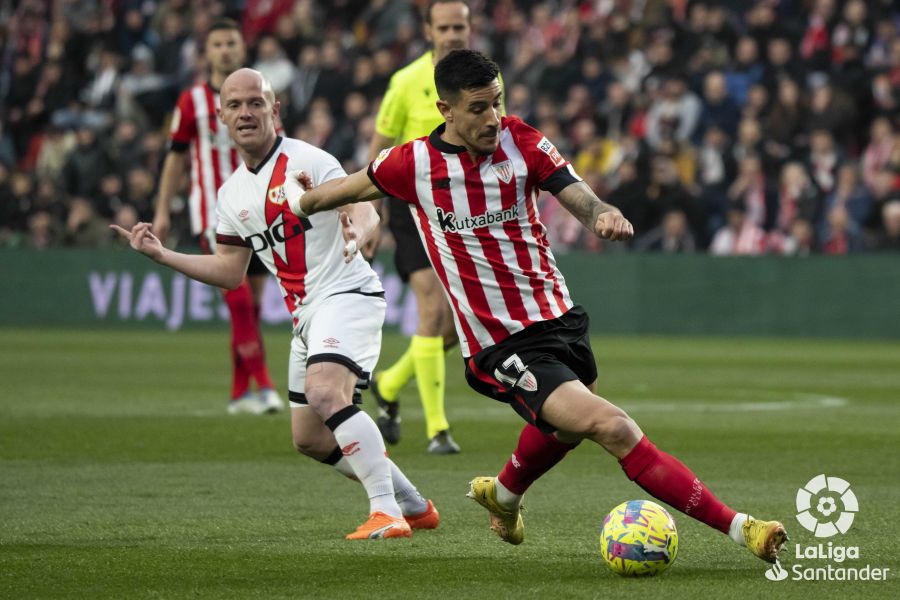 Yuri ante el Rayo en Vallecas. (Foto: LaLiga).