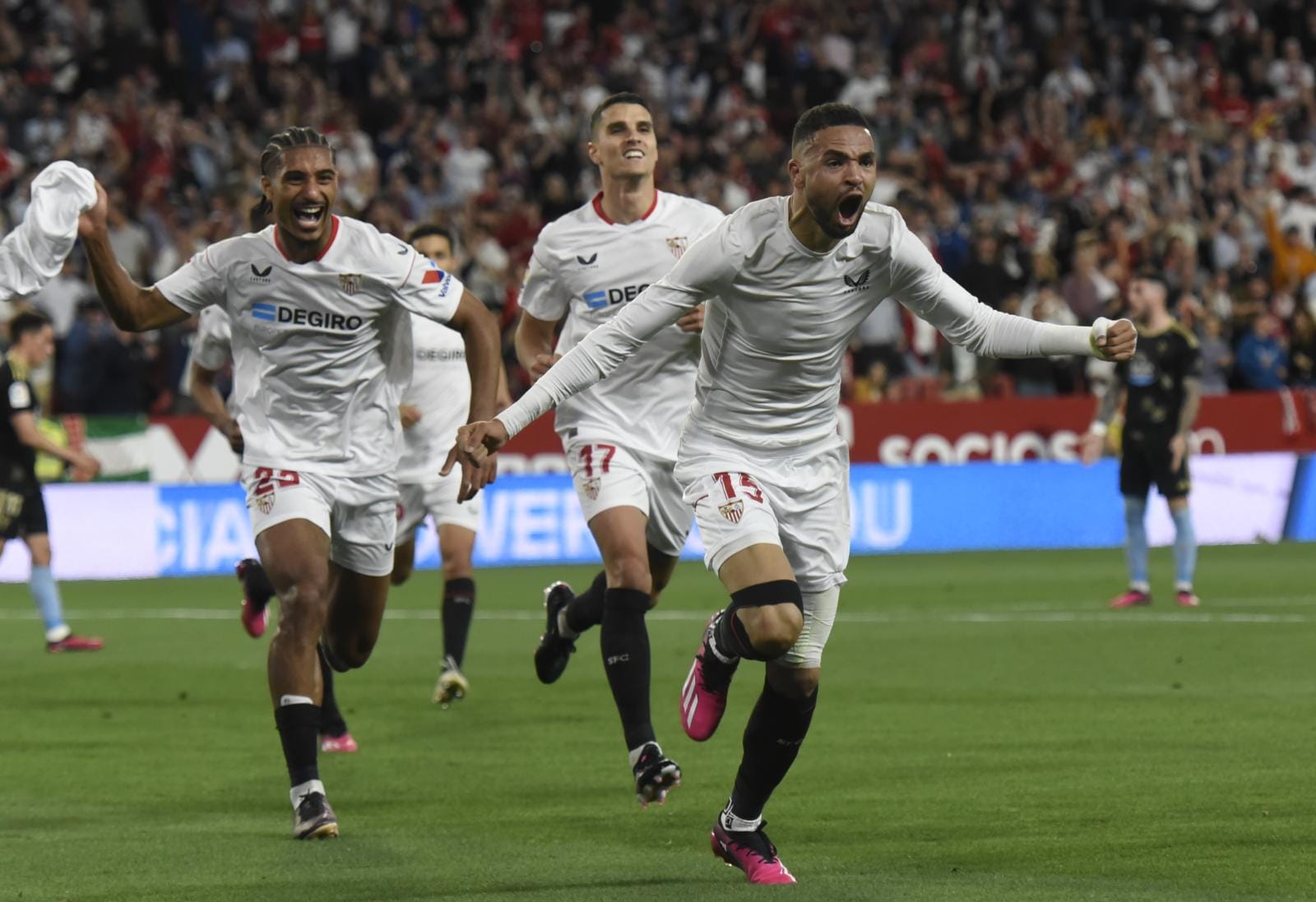 El gol de En-Nesyri ante el Celta (Foto: Kiko Hurtado)