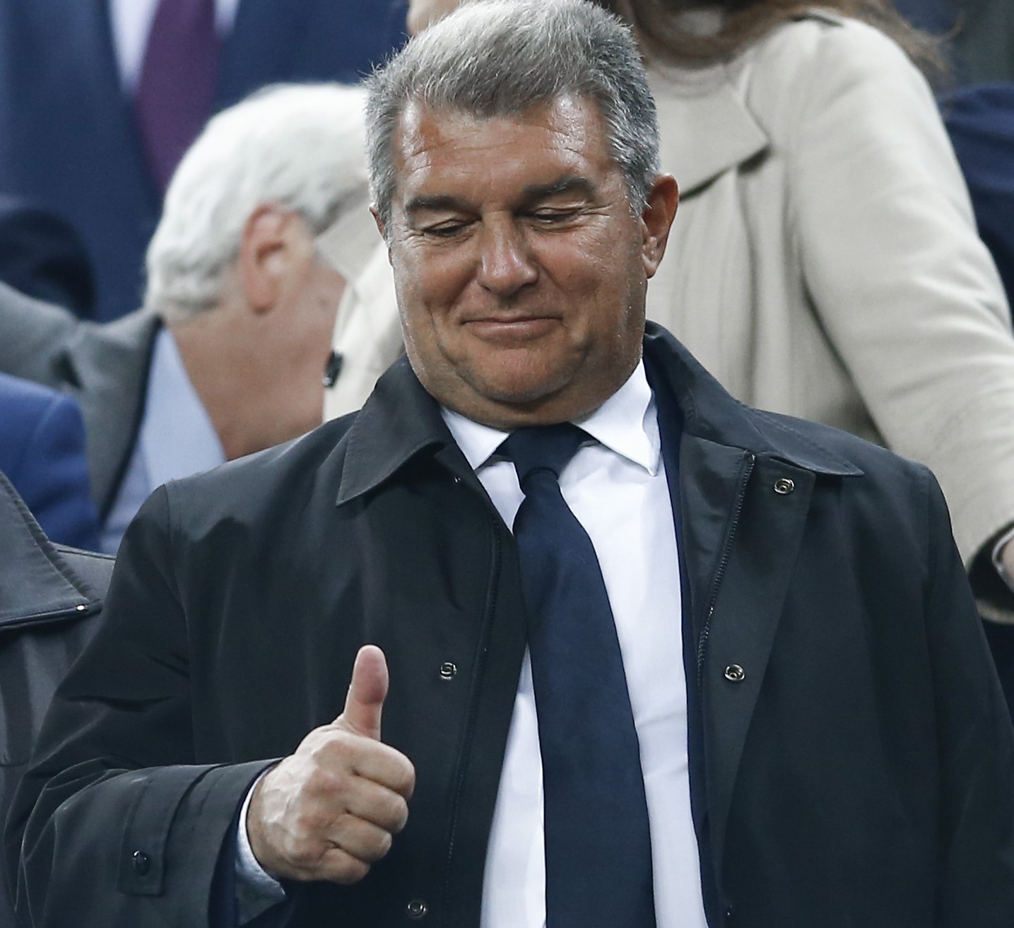 Joan Laporta, en el palco del Camp Nou (Foto: EFE).