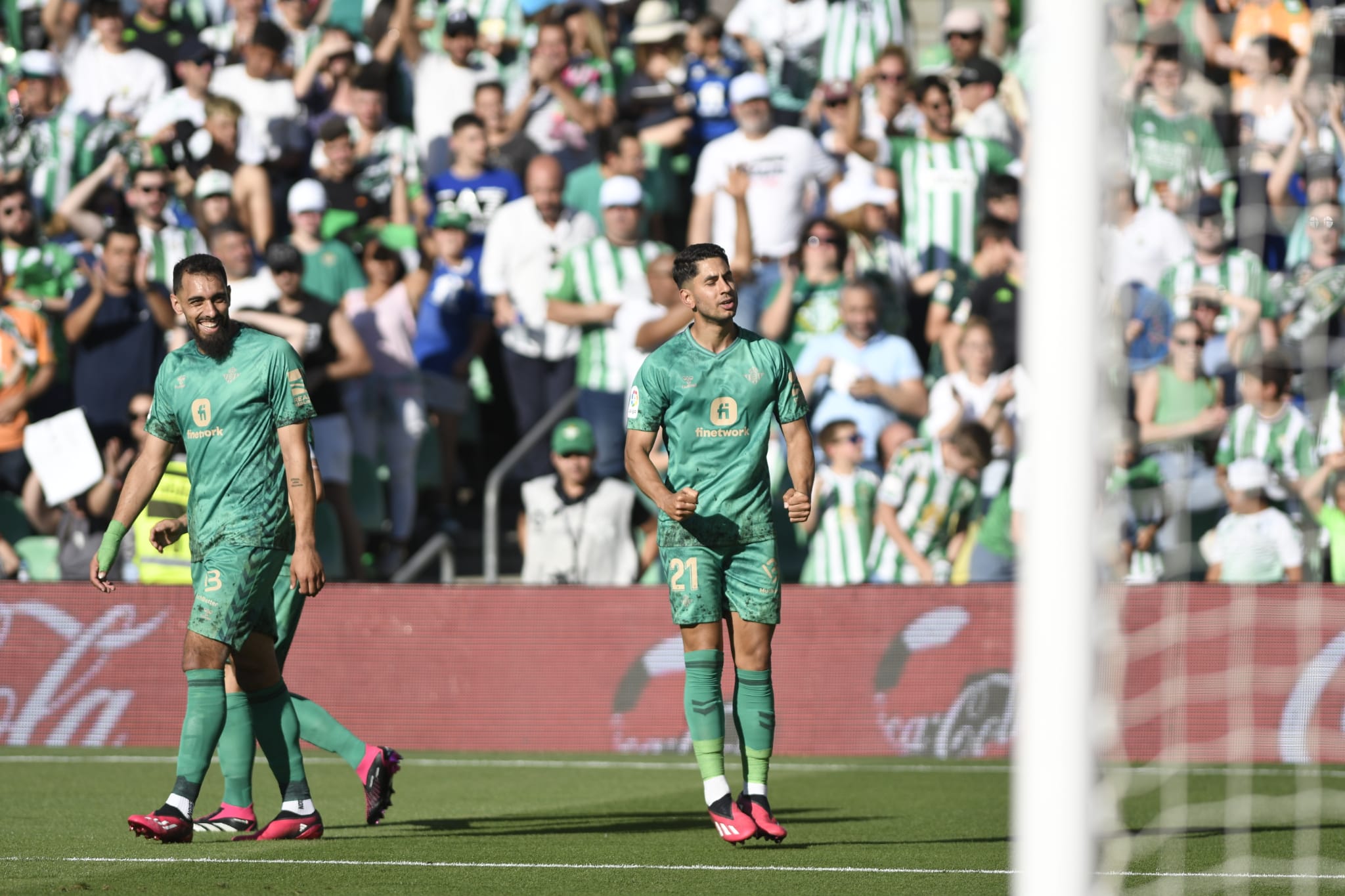 Ayoze celebra su gol al Espanyol (Foto: Kiko Hurtado).