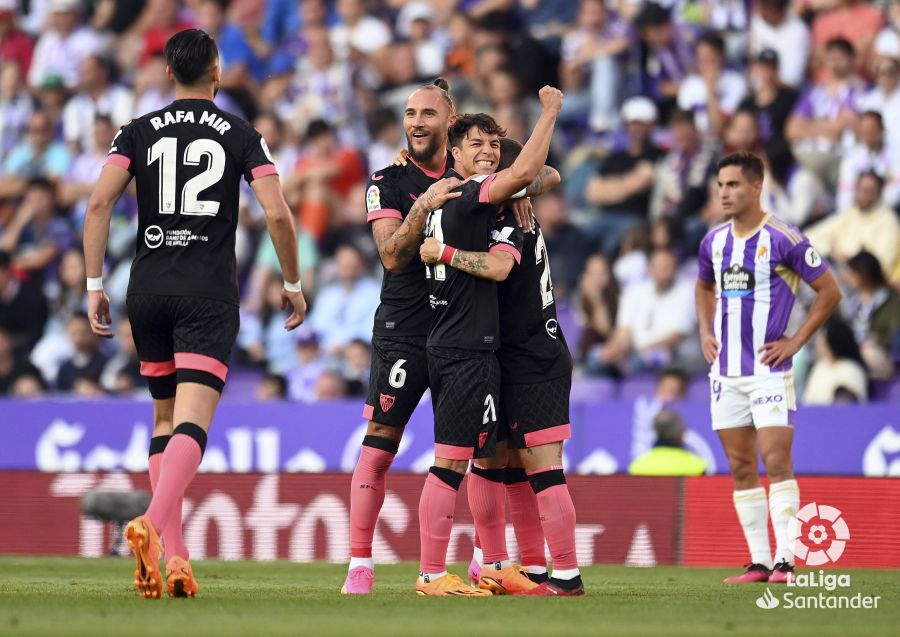 El Sevilla celebra un gol en Zorrilla (Foto: LaLiga).