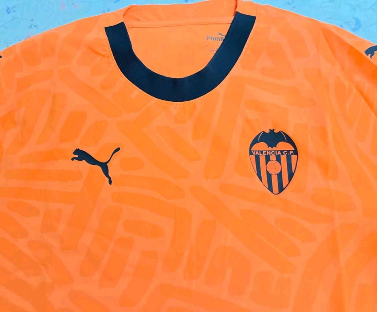 Camiseta Valencia CF 2023-24: así va el último sprint para no presentarla  sin sponsor