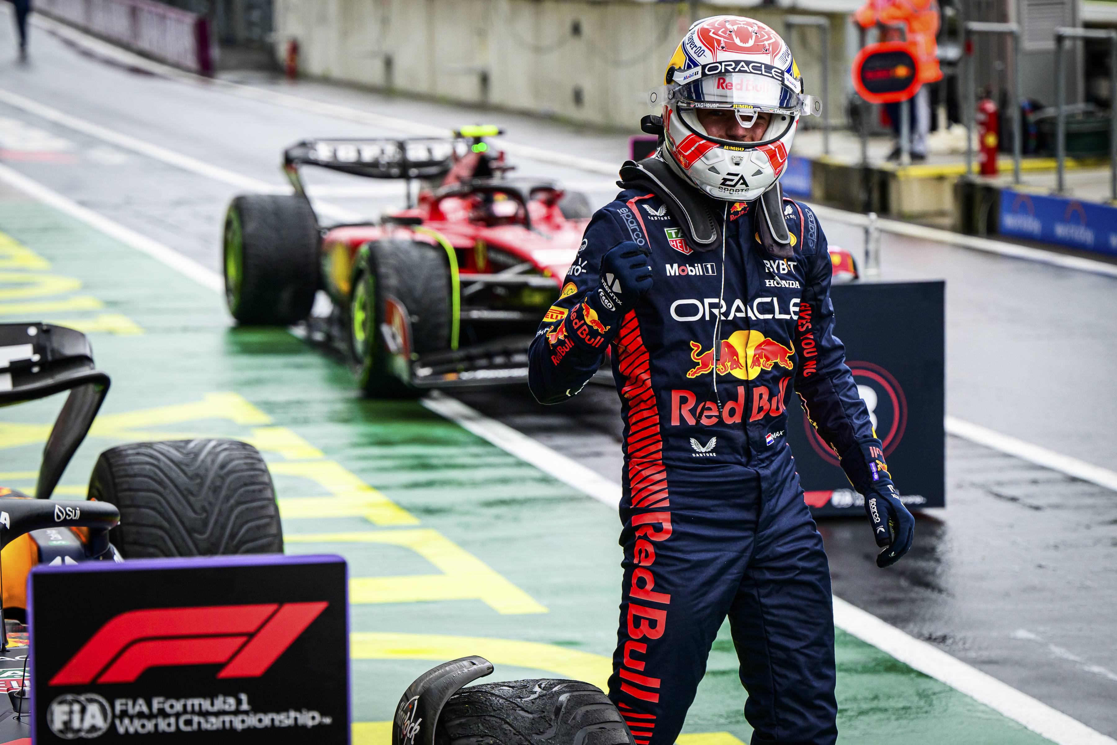 Max Verstappen celebra su triunfo en la Sprint del GP de Austria (Foto: Cordon Press)