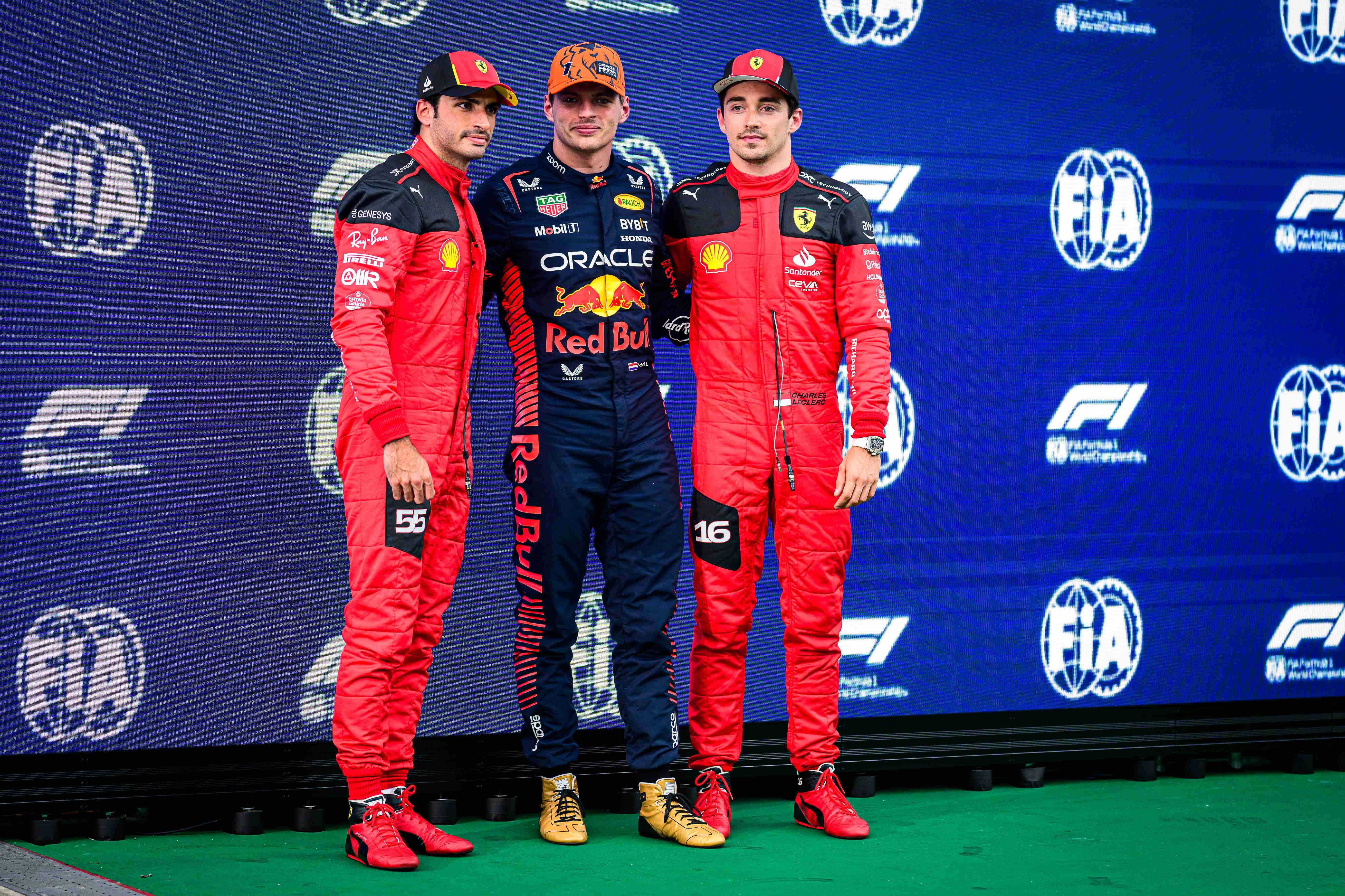 Max Verstappen, Charles Leclerc y Carlos Sainz tras la clasificación del GP de Austria (Foto: Cordon Press)