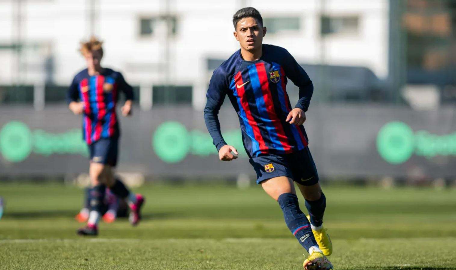 Gustavo Maia, en un partido con el Barcelona B (Foto: FCB).