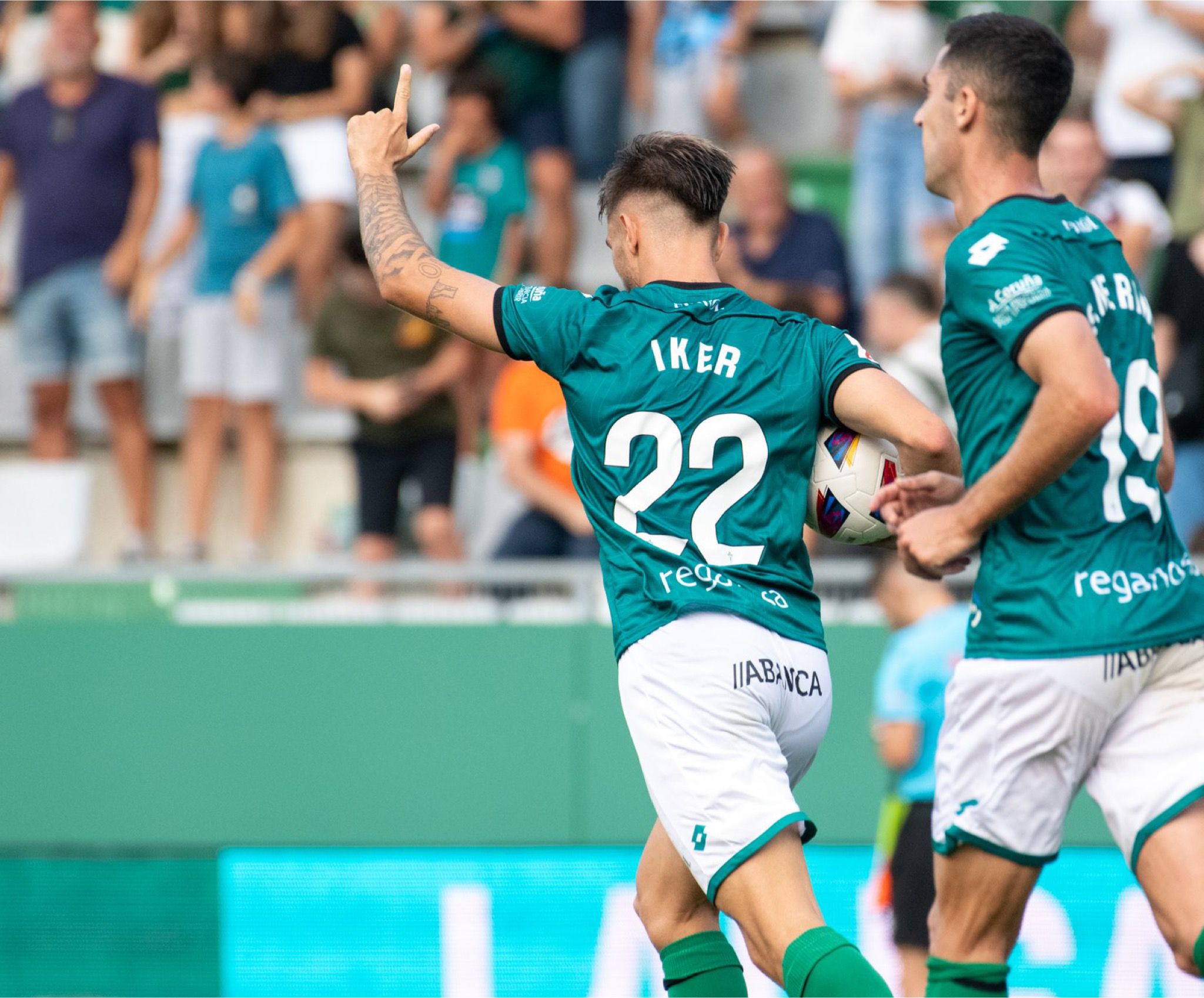 Losada celebra su gol ante el Villarreal B. (Foto: Racing de Ferrol)