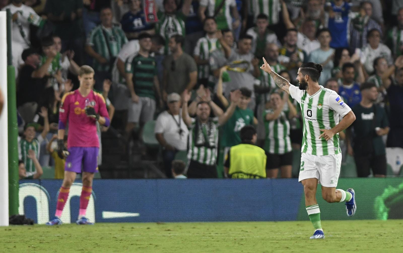 La renovación de Isco con el Betis: Estamos condenados a entendernos -  MarcaTV