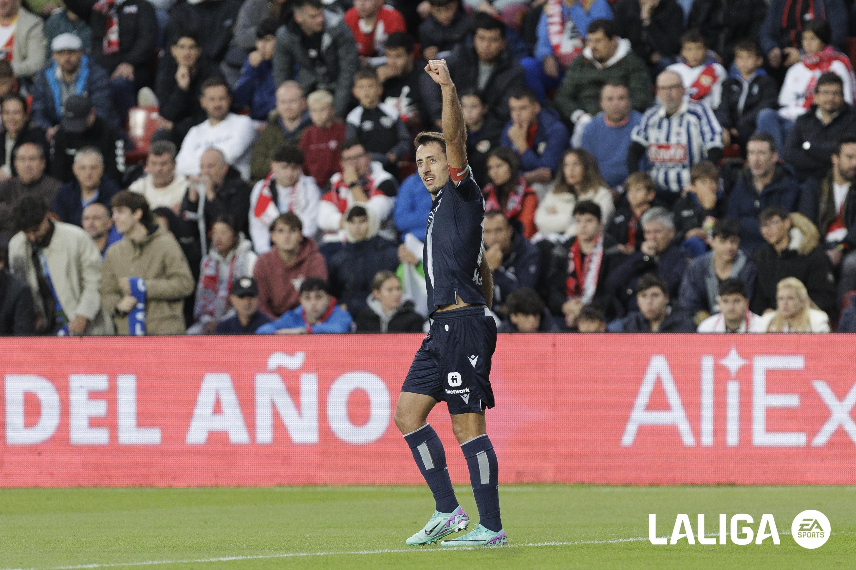 Gol de Mikel Oyarzabal en el Rayo Vallecano - Real Sociedad (Foto: LALIGA).