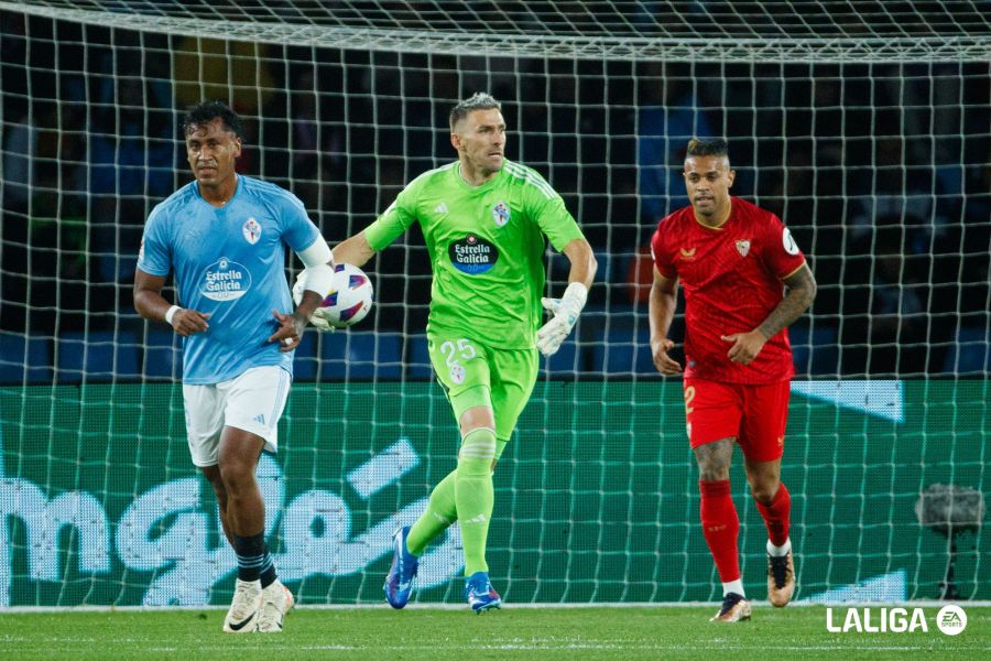 Guaita, durante el Celta - Sevilla (Foto: LaLiga).