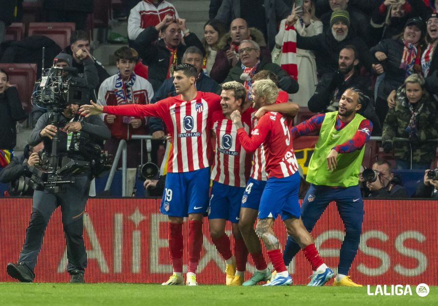 El Atlético celebrando el gol de Antoine Griezmann ante el Mallorca (Foto: LALIGA).