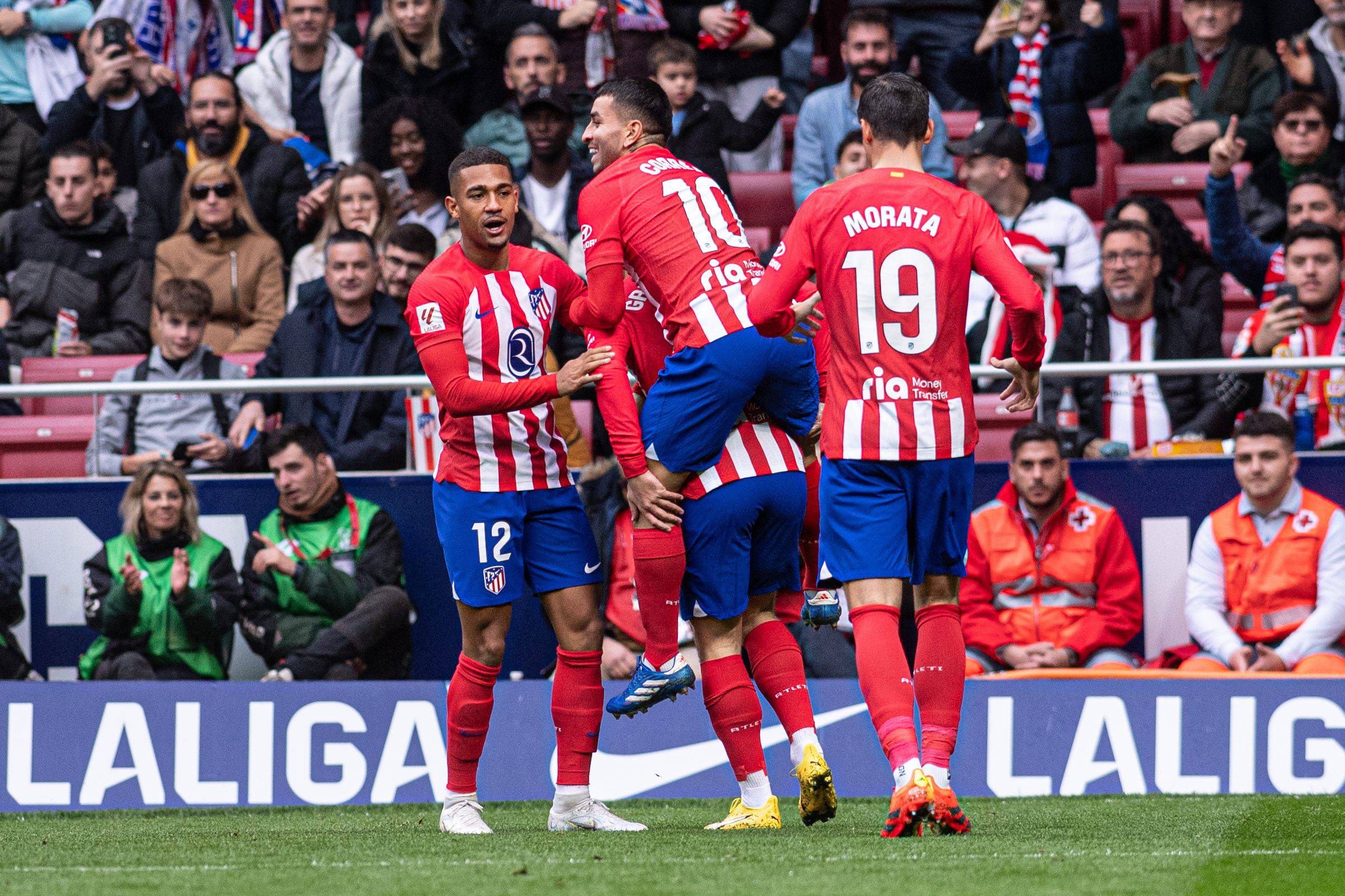 Celebración rojiblanca en el Atlético de Madrid-Almería (Foto: Cordon Press).