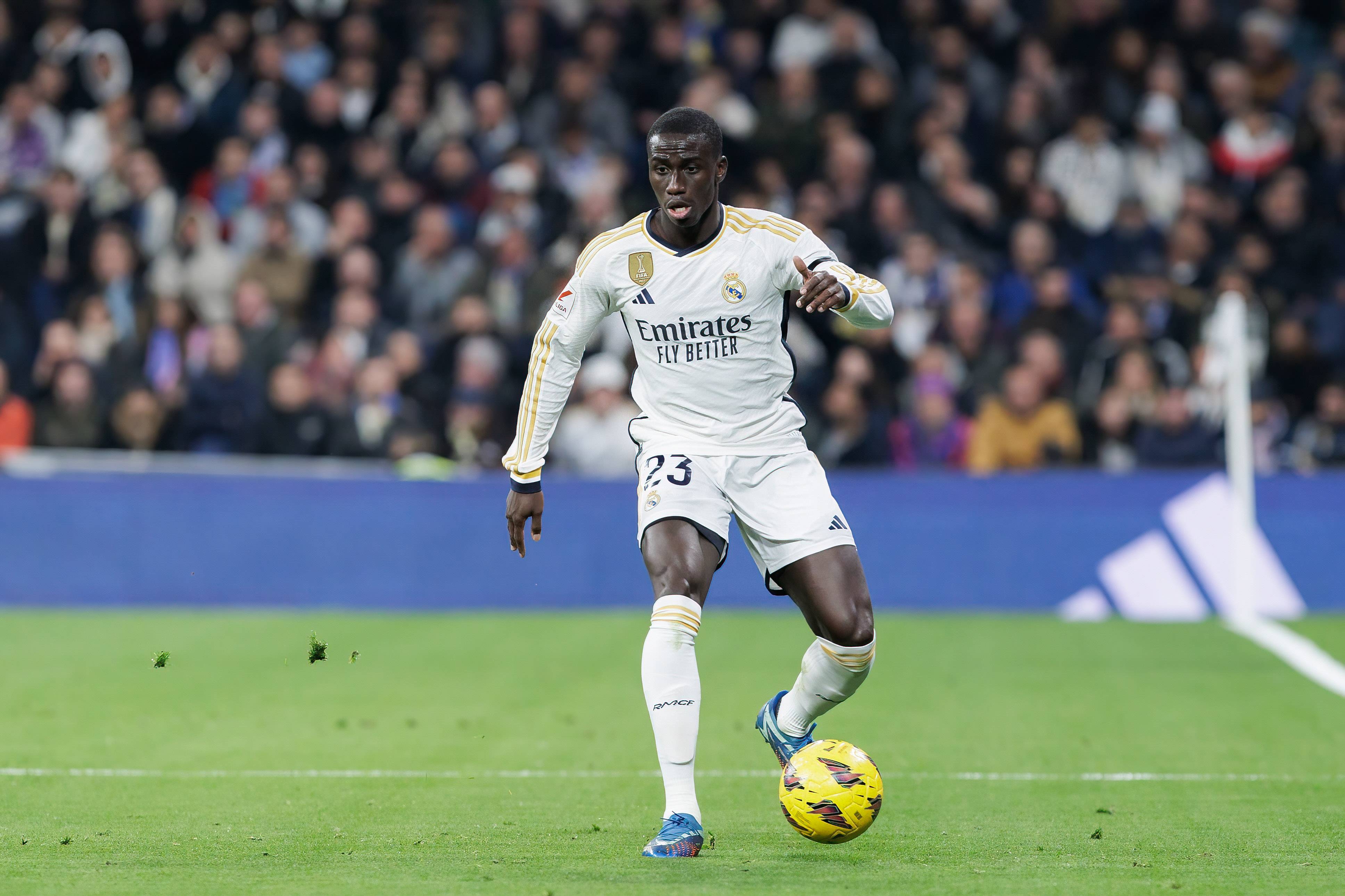 Ferland Mendy, durante un partido del Real Madrid (Foto: Cordon Press).