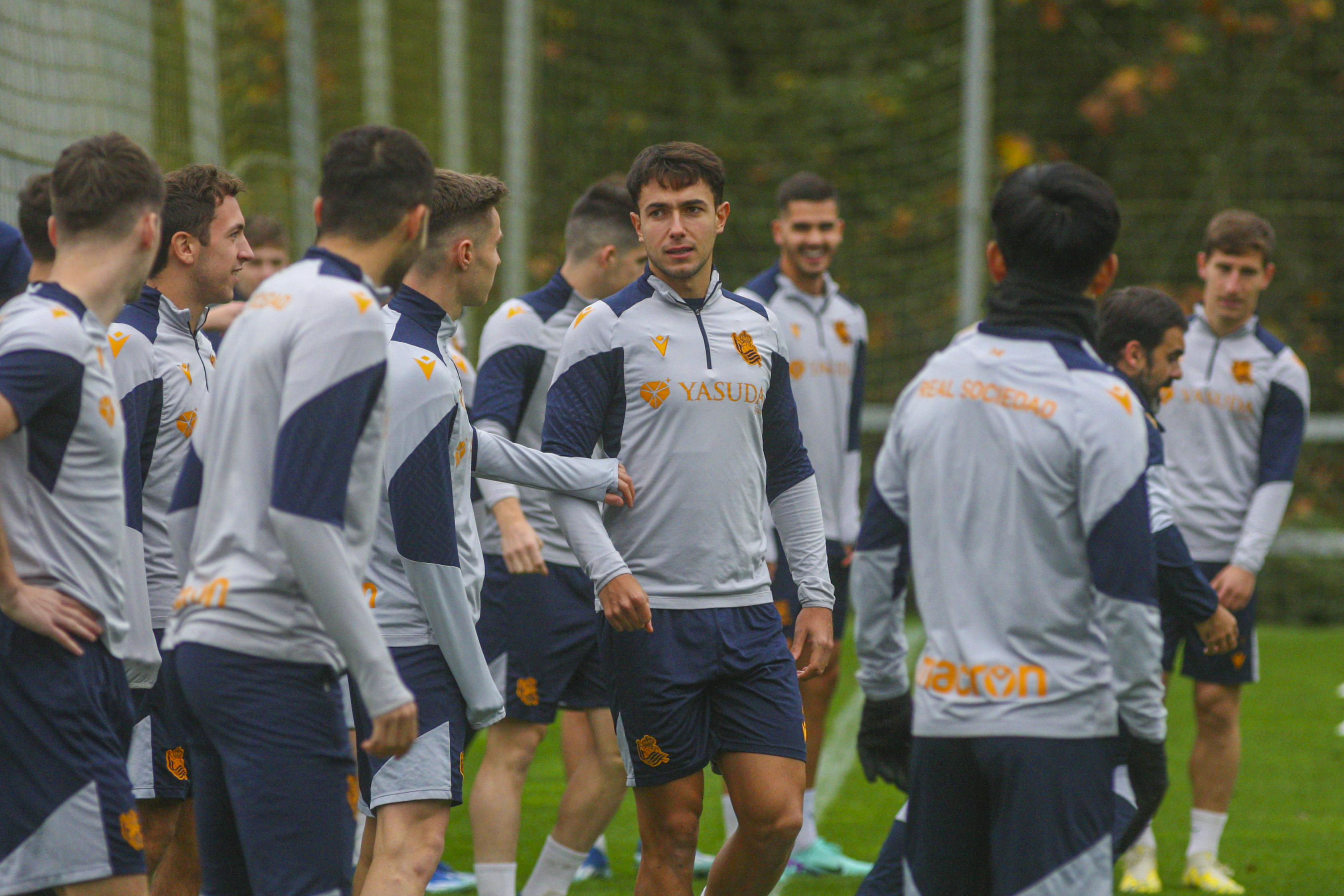 Los jugadores de la Real Sociedad en un entrenamiento en Zubieta (Foto: Giovanni Batista).