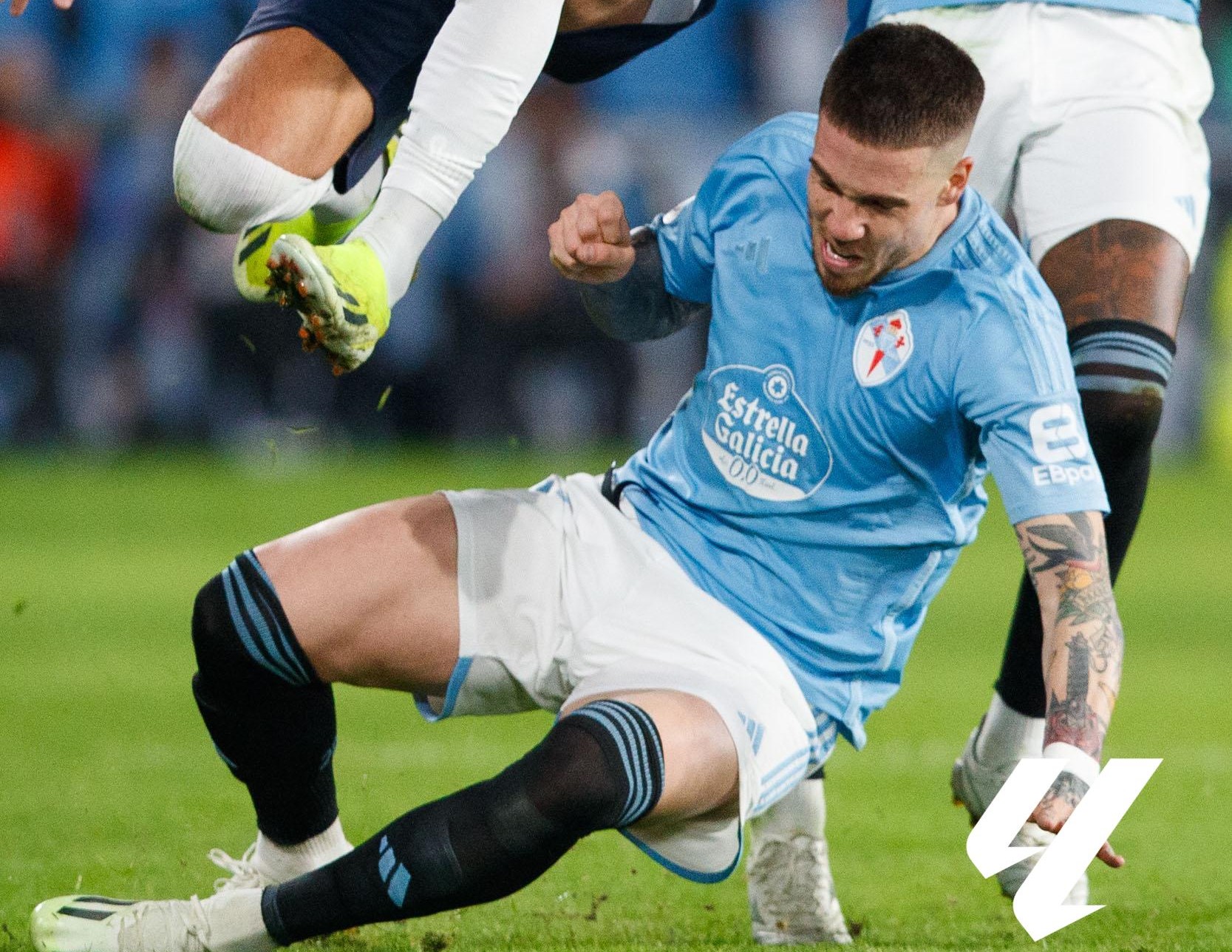 Entrada de Mihajlo Ristic en el Celta - Real Sociedad (Foto: LALIGA).