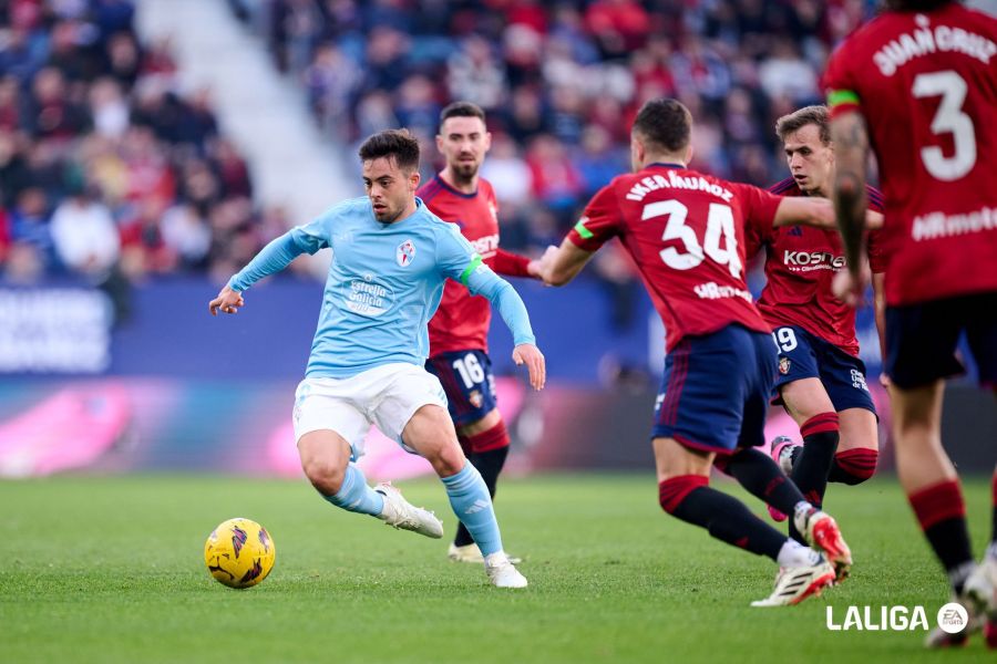 Fran Beltrán, durante el Osasuna - Celta (Foto: LaLiga).