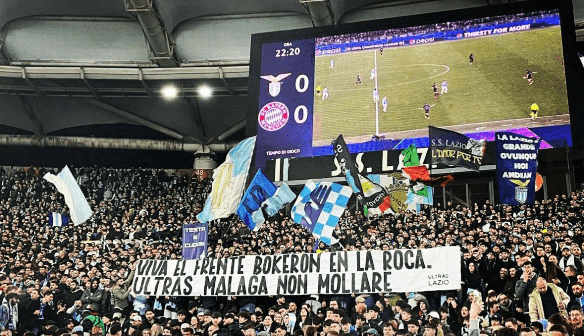 La roja me la trae floja (aqui se viene a odiar) Si tienes seleccion, aqui no pintas una mierda. Ultras_lazio_apoyan_al_frente_bokeron_en_la_ida_de_octavos_de_champions_en_roma_foto_x