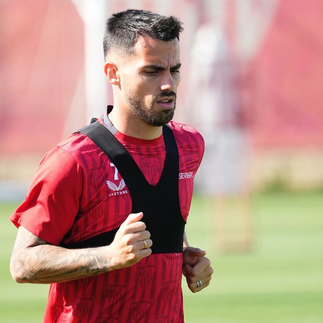 Suso, ejercitándose este lunes de descanso (Foto: SFC). 