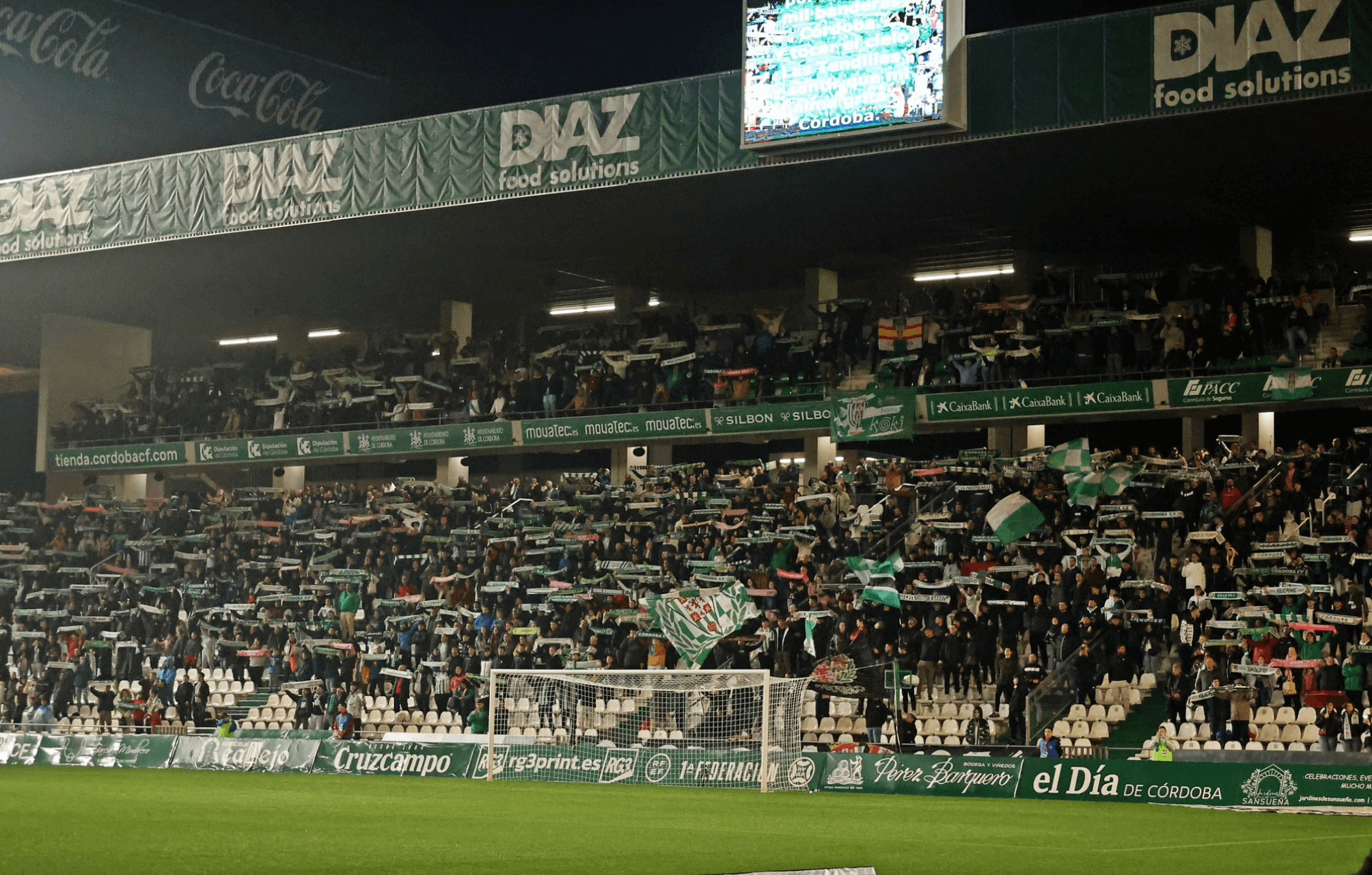 La afición cordobesista en el Arcángel. (CCF)