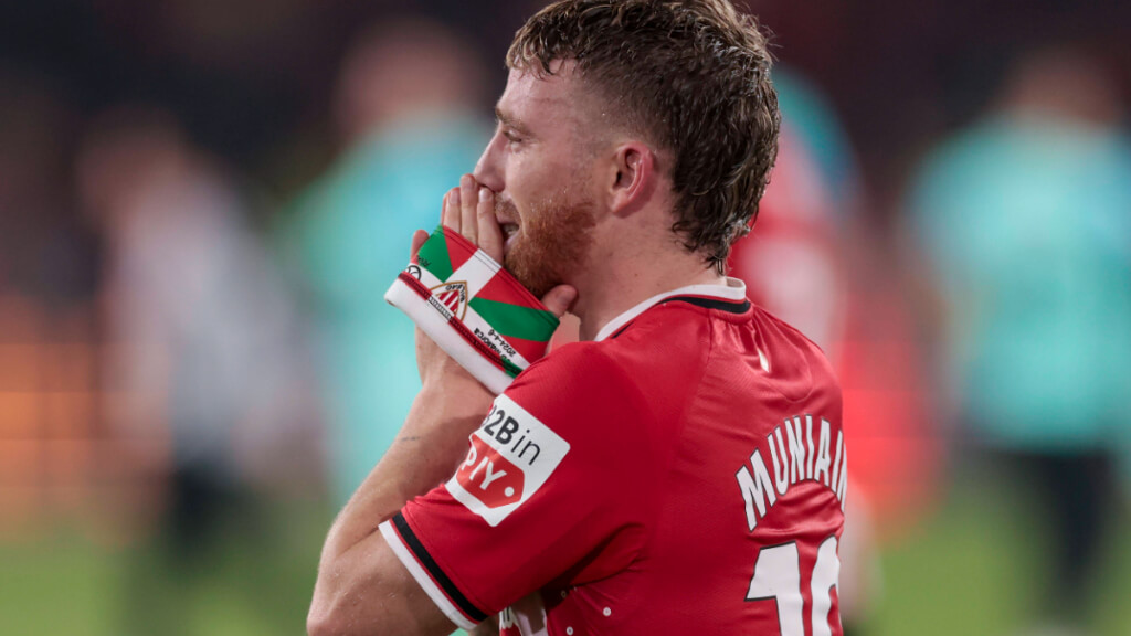 Iker Muniain, tras ganar la final de la Copa del Rey (Cordon Press).