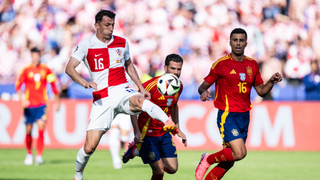 Ante Budimir, durante el partido que enfrentó a España y Croacia (foto: Cordon Press).