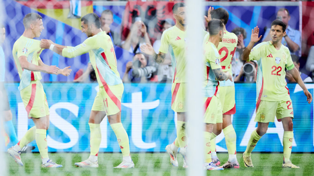Ferran Torres celebra el gol realizado durante el Albania-España (foto: Sefutbol Twitter).