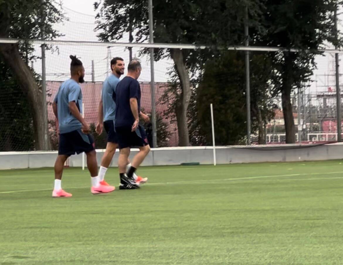 Rafa Mir, en su primer día de pretemporada (Foto: Pepe Jiménez).