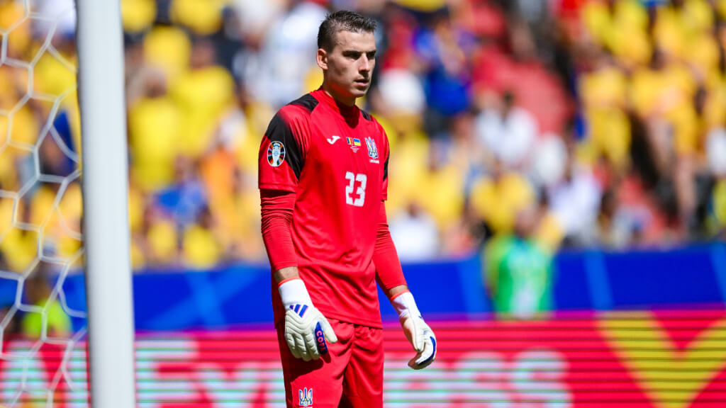 Lunin con Ucrania en la Eurocopa (Cordon Press)