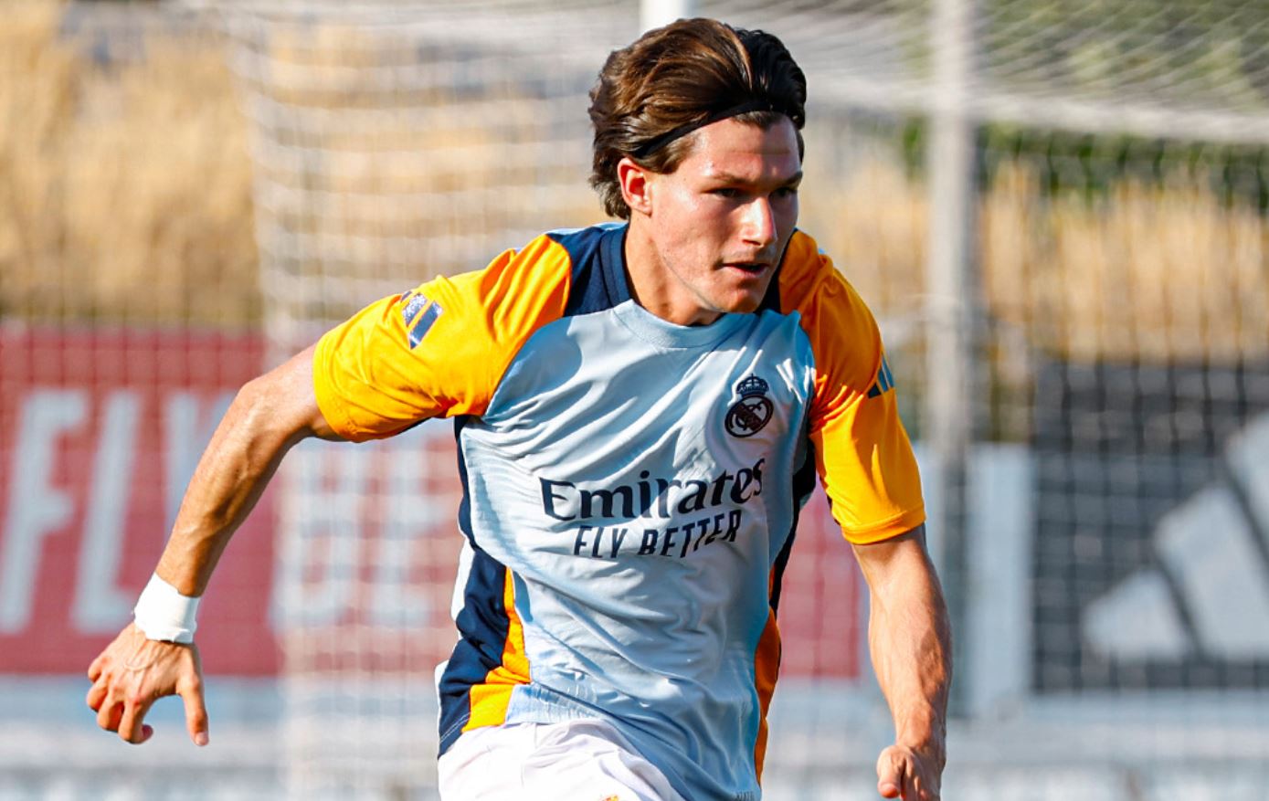 Fran García, en un entrenamiento con el Real Madrid (Foto: RMCF).