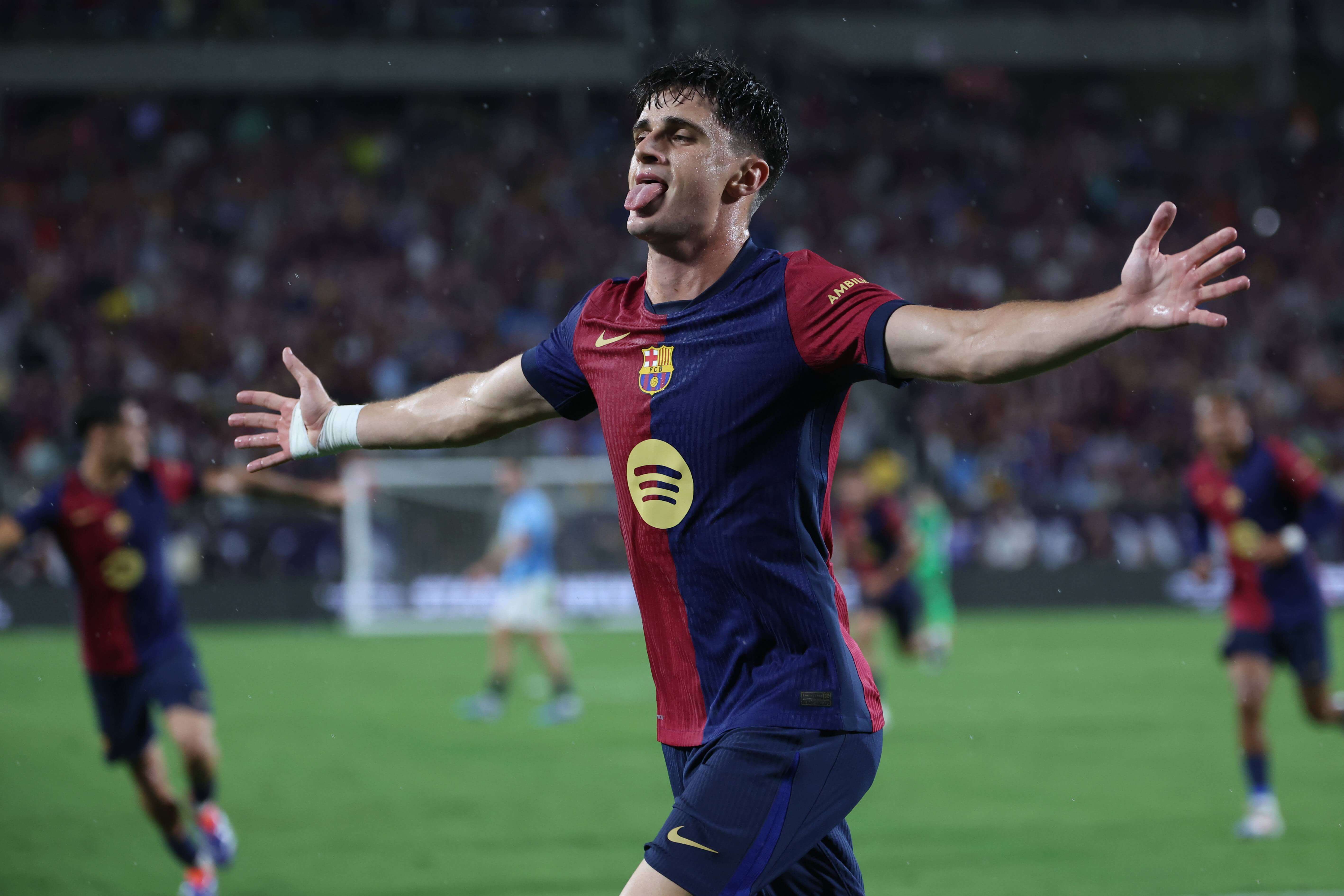 Pau Víctor celebra su gol en el Barcelona-Manchester City (Foto: Cordon Press).