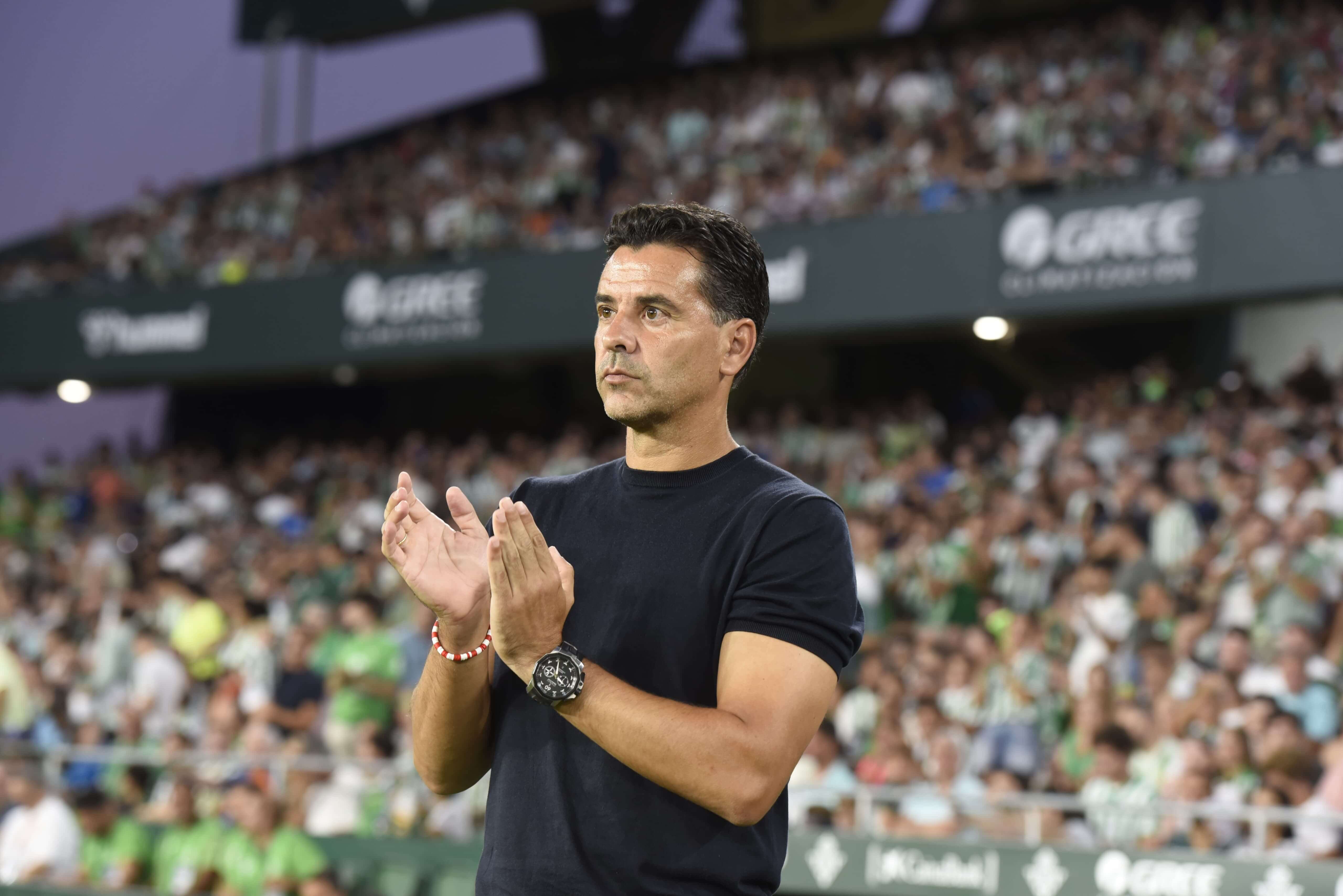 Míchel, ante el Betis (Foto: Kiko Hurtado). 