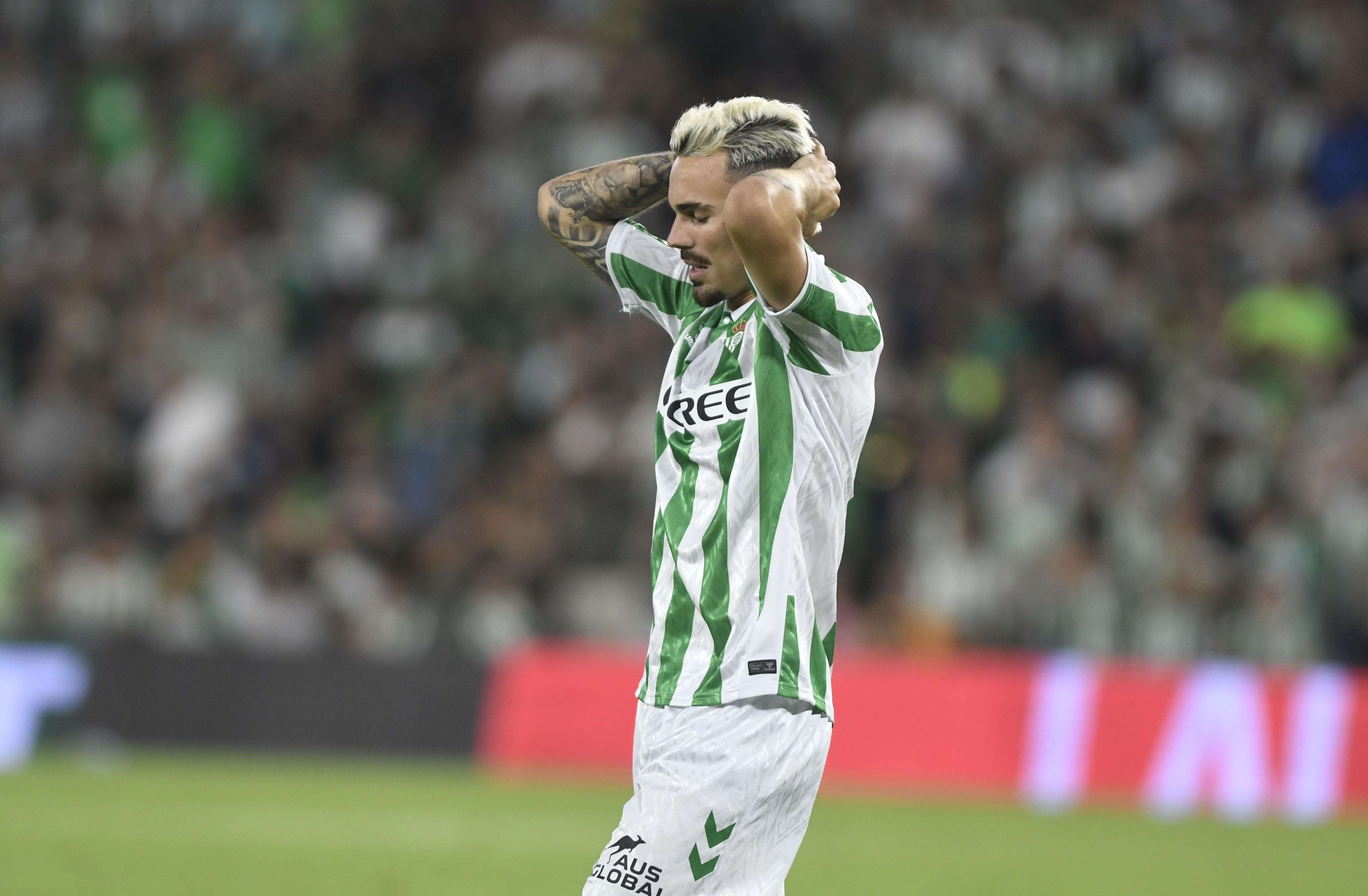 Rodri, lamentando una ocasión ante el Girona (Foto: Kiko Hurtado).