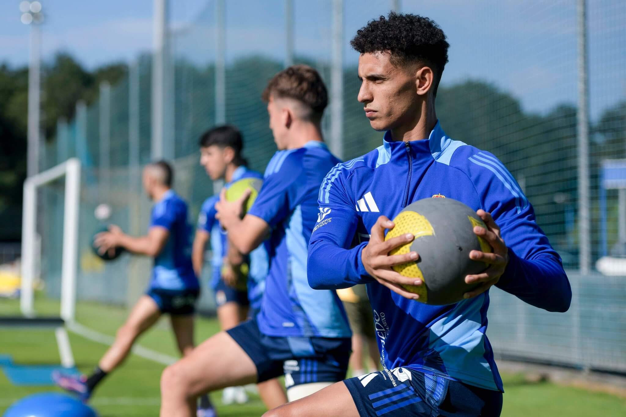 Entrenamiento de Ilyas Chaira con el Real Oviedo (Foto: ROV).