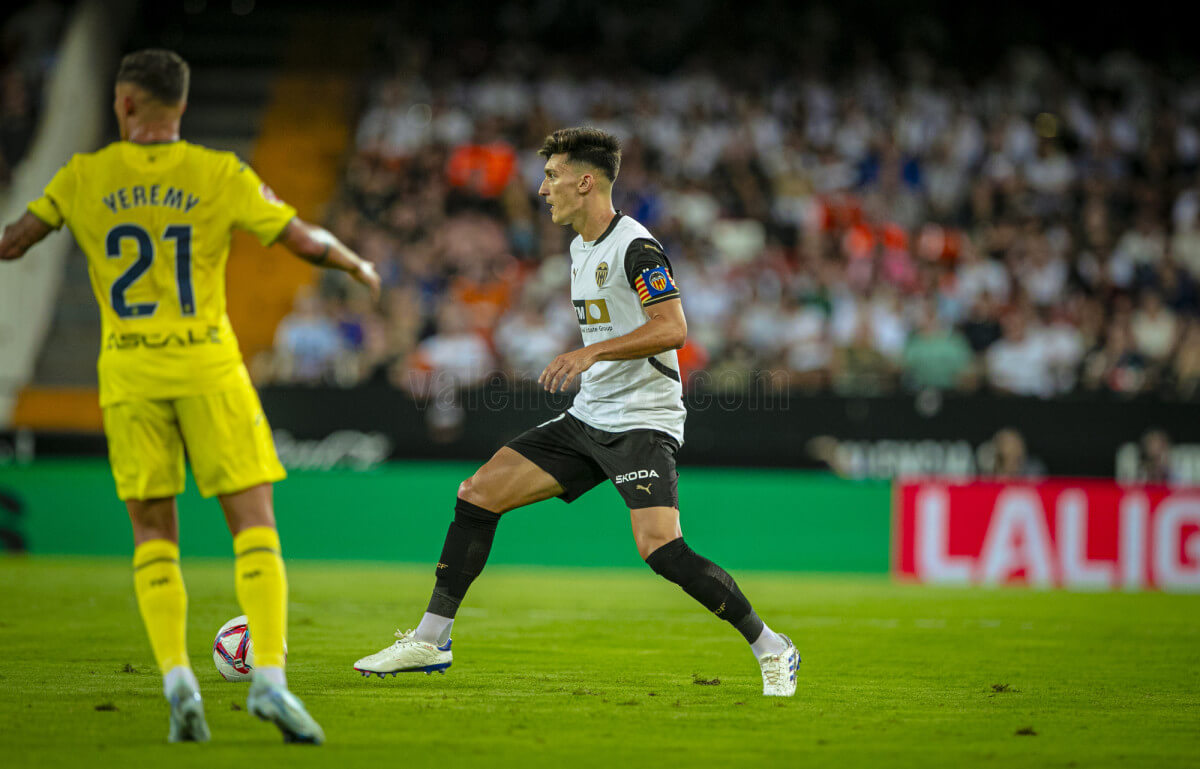 Pepelu, ante el Villarreal CF (Foto: Valencia CF).